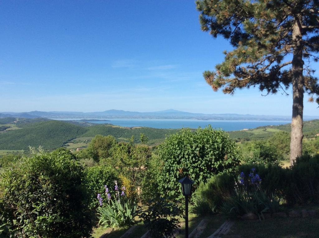 Agriturismo La Bicocca - Apt. "Il Leccio" Castel Rigone 外观 照片