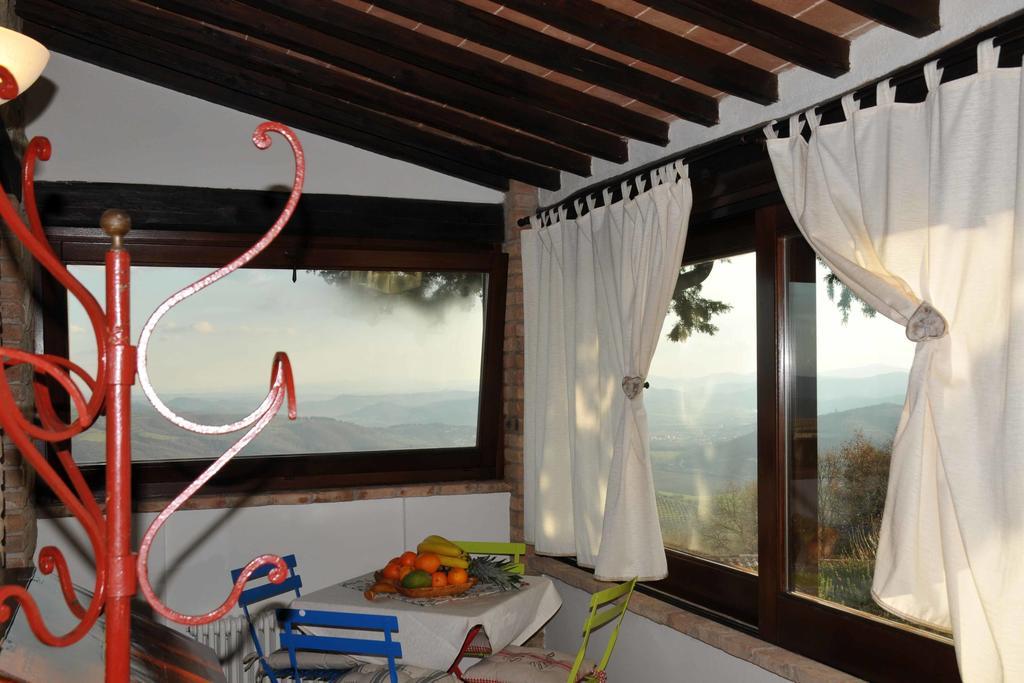 Agriturismo La Bicocca - Apt. "Il Leccio" Castel Rigone 外观 照片